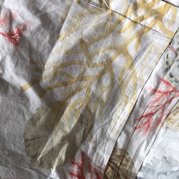 Pottery Barn Atlantic euro shams - Picture 4 of 8